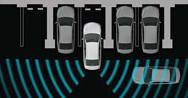 Hệ thống cảnh b&aacute;o phương tiện cắt ngang ph&iacute;a sau (RCTA)