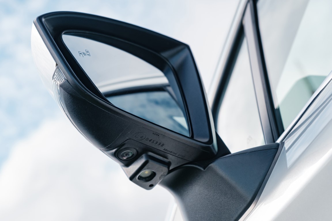 Toyota Veloz Cross được trang bị hàng loạt công nghệ an toàn hiện đại 3